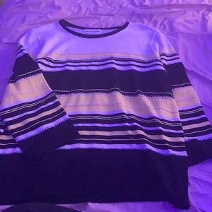 Capri sleeve sweater